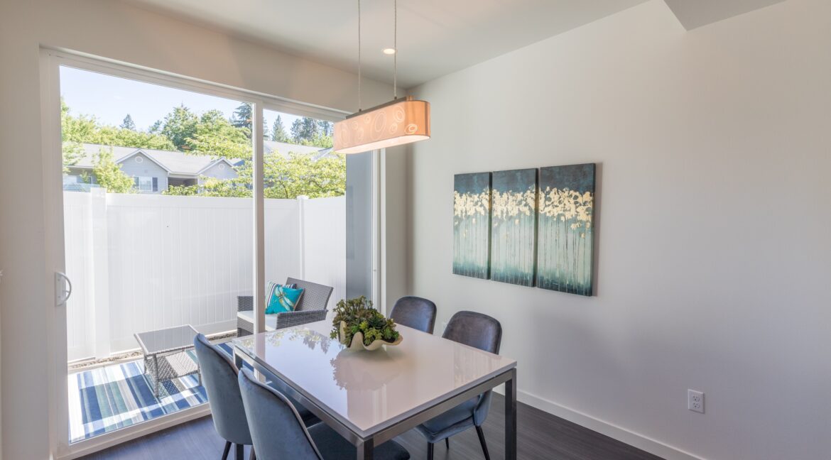 006_Dining room