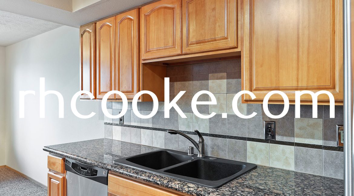 012_Kitchen