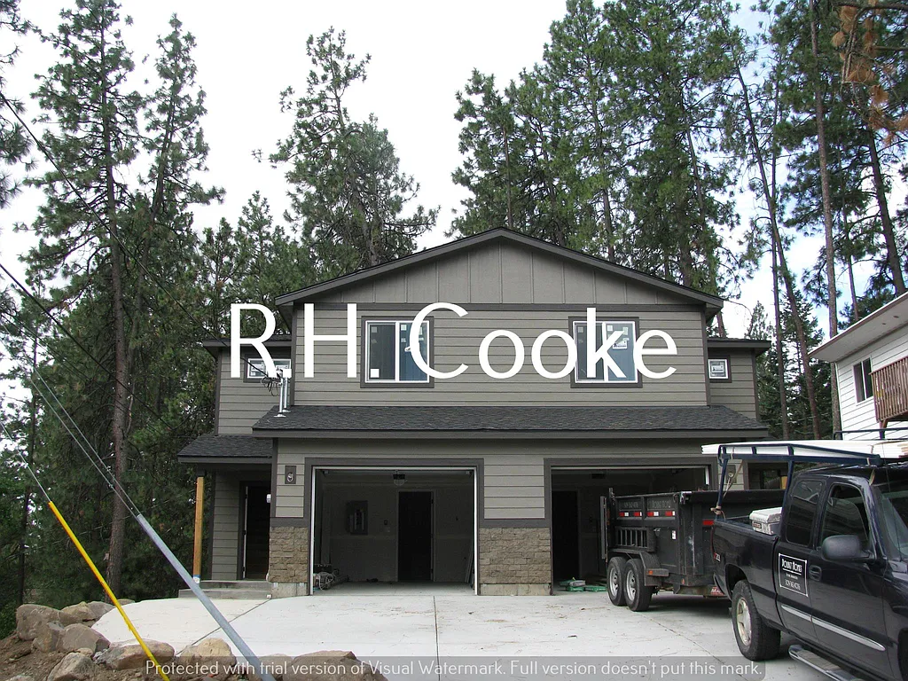 Brand New Beautiful and Spacious Duplex!