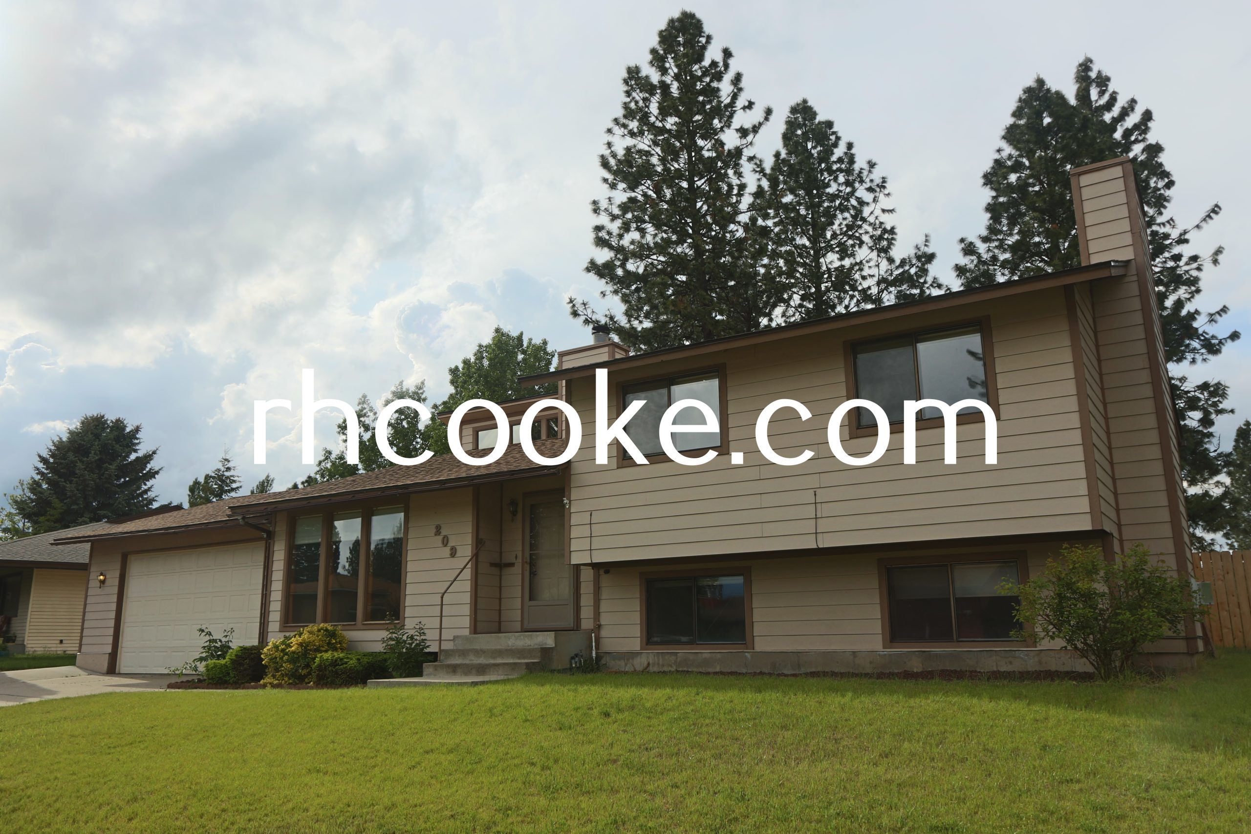 Mead Schools home for lease