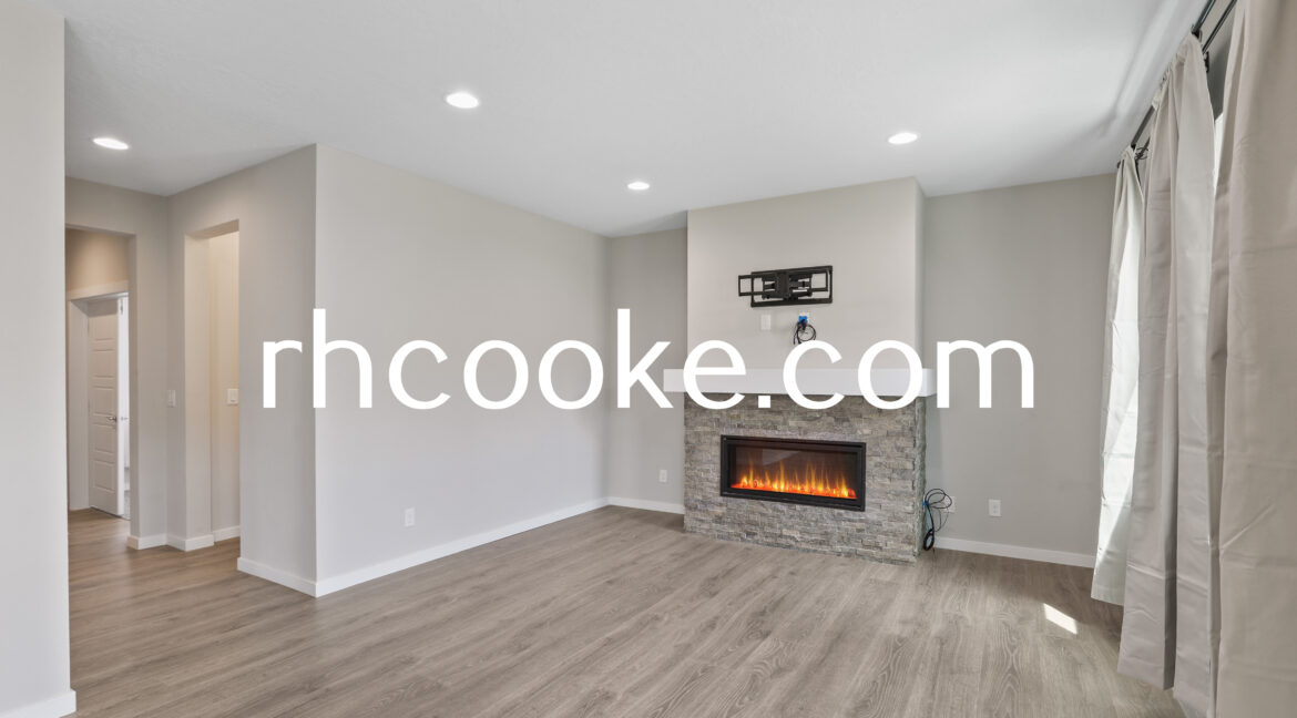 010_Living Room