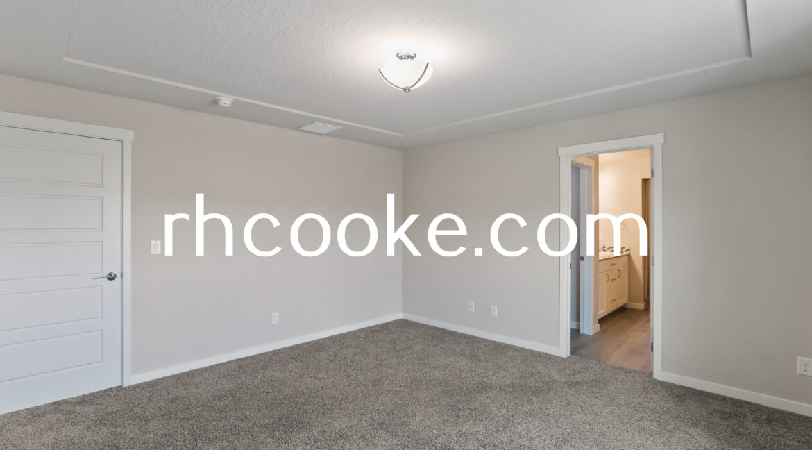 025_Primary Suite